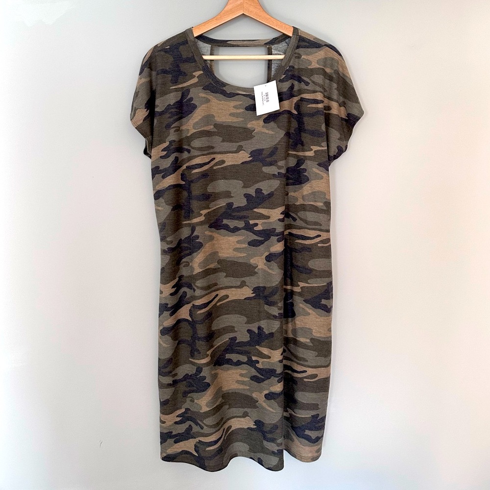 NWT! Cute camo keyhole dress - 2x